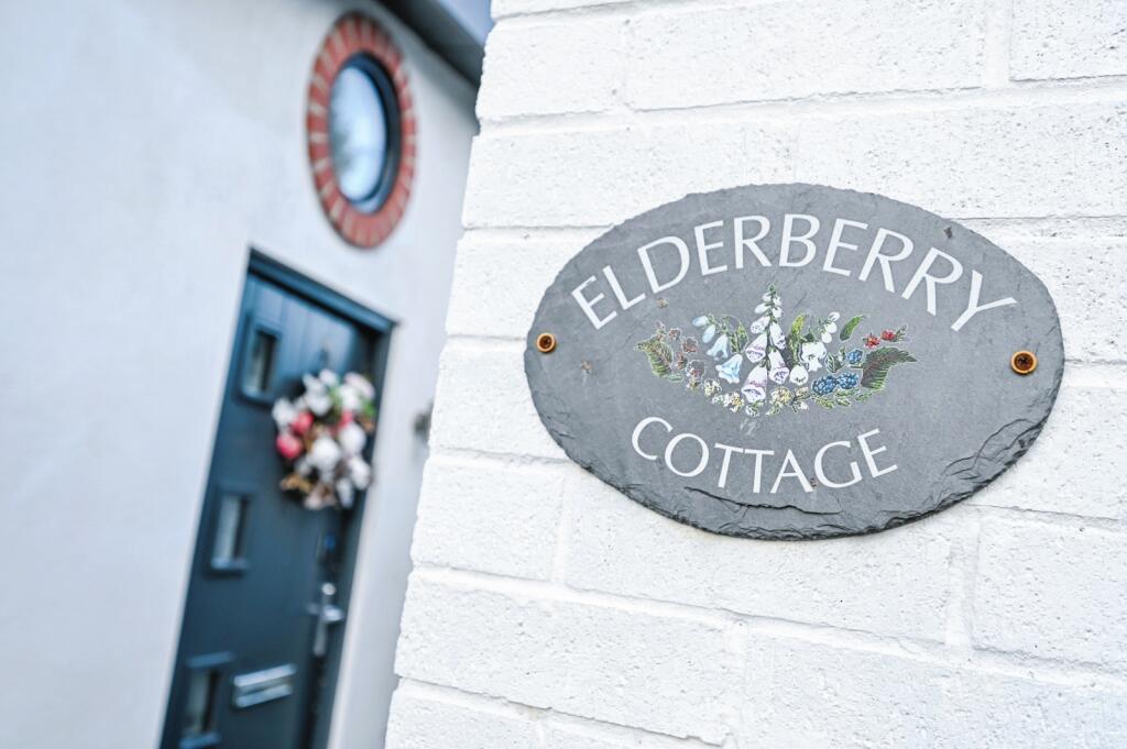 Main image of property: The Dale, Great Sankey, Warrington, Cheshire, WA5