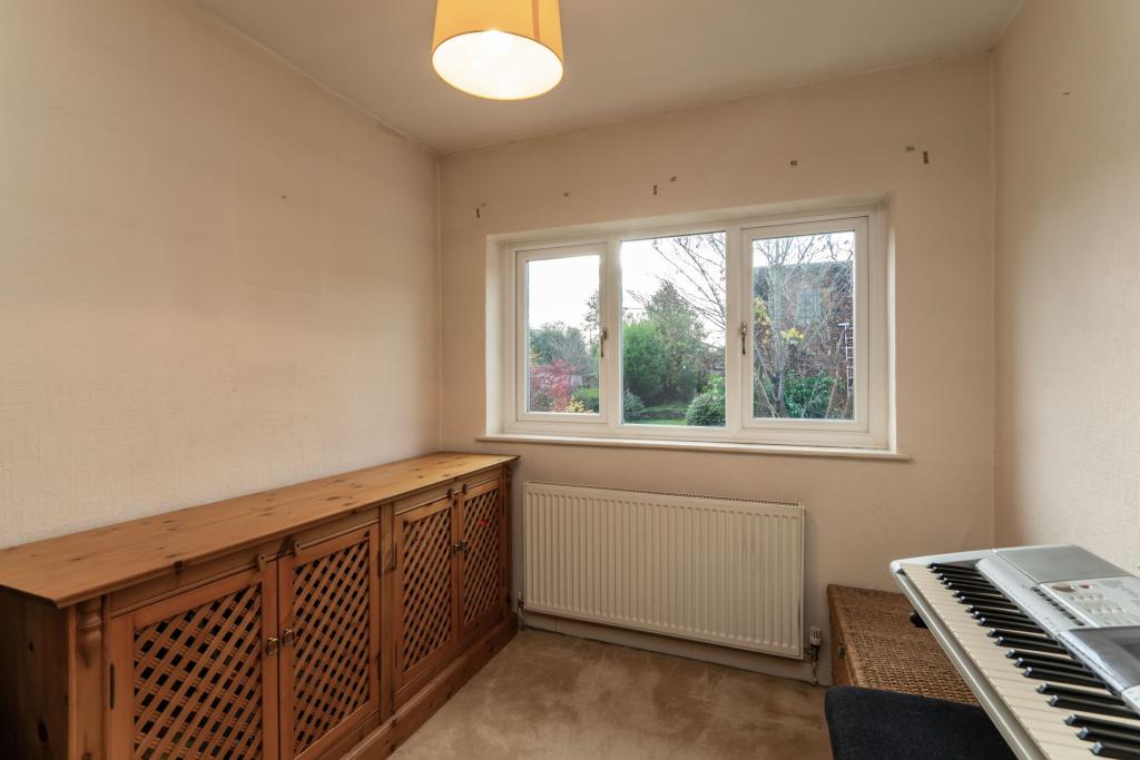 2 bedroom terraced house for sale in Knutsford Road, Grappenhall