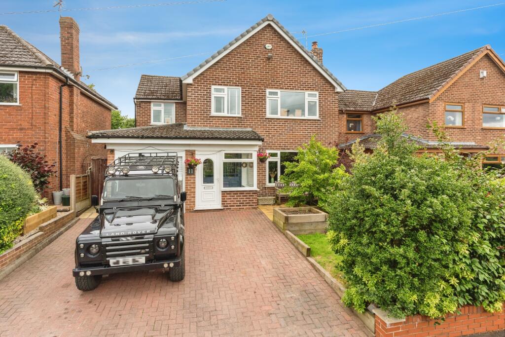 4 bedroom detached house for sale in Beechmore, Moore, Warrington