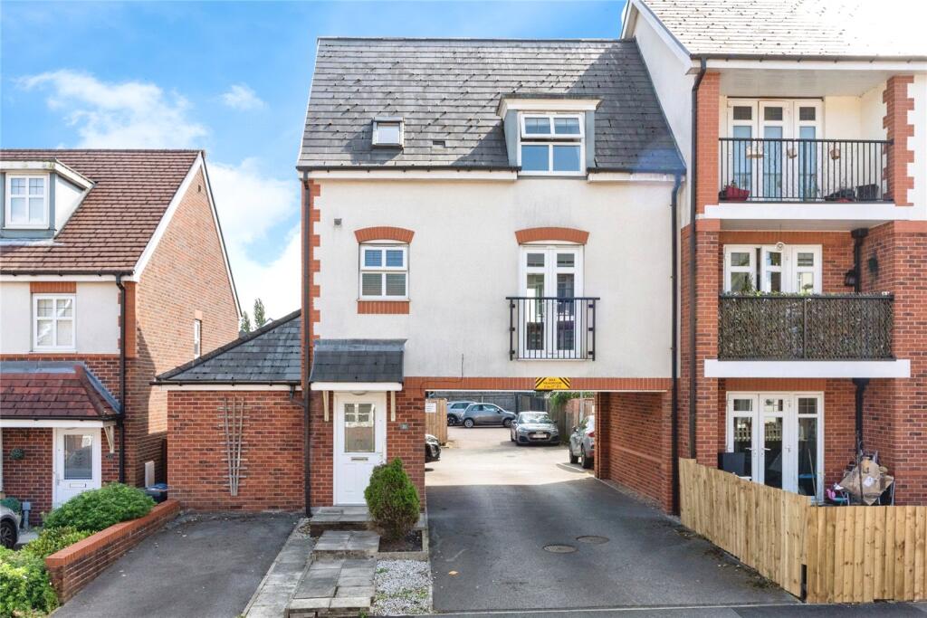 Main image of property: Camberwell Drive, Warrington, Cheshire, WA4