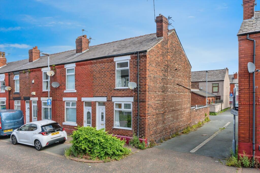 Main image of property: Oldham Street, Warrington, Cheshire, WA4