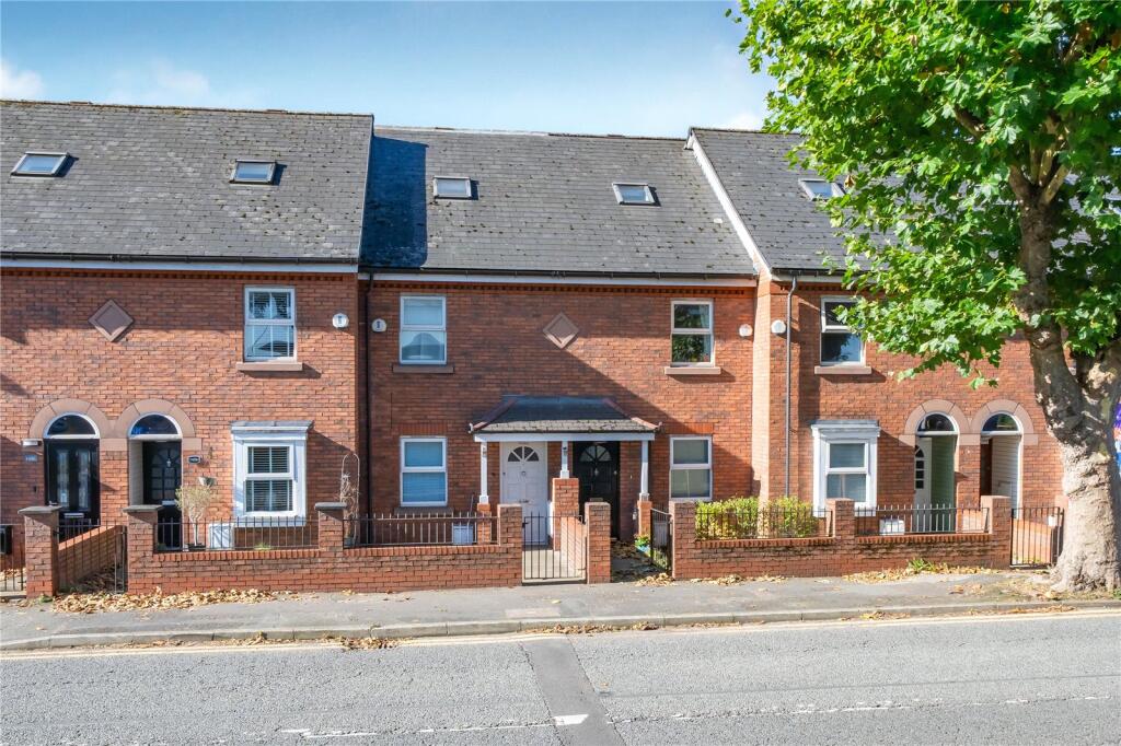 Main image of property: Wilderspool Causeway, WARRINGTON, Cheshire, WA4