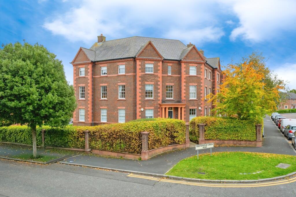 Main image of property: Pewterspear Green Road, Stretton, Warrington, Cheshire, WA4