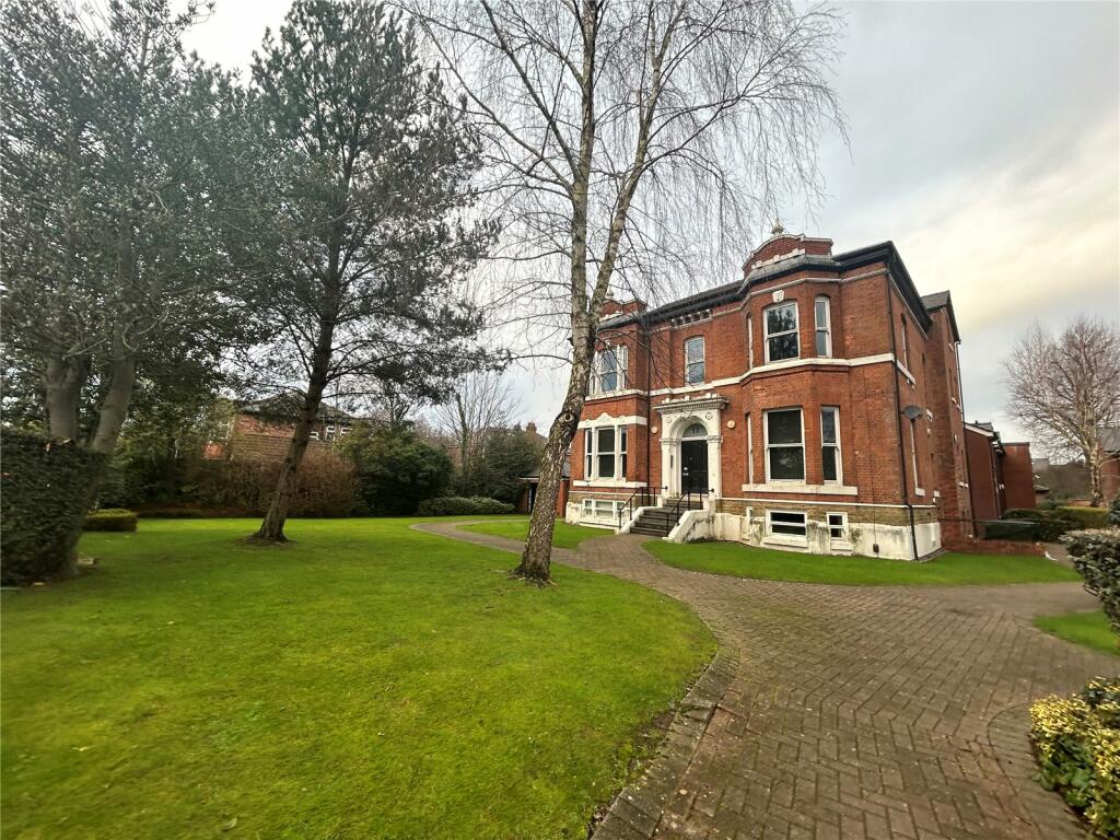 2 bedroom flat for sale in Mauldeth Road, Withington, Manchester