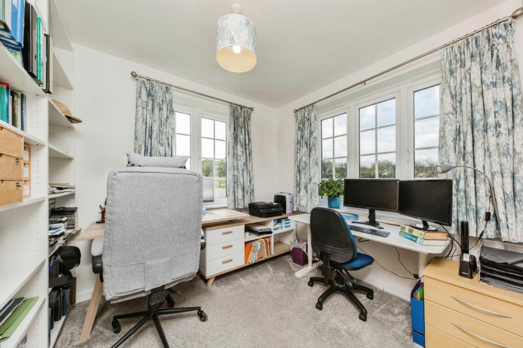 Additional property image - Gadwall Close, Wistaston, Crewe, Cheshire, CW2