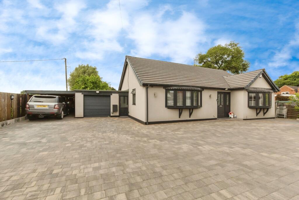 Main image of property: Middlewich Road, Bradfield Green, Crewe, Cheshire, CW1