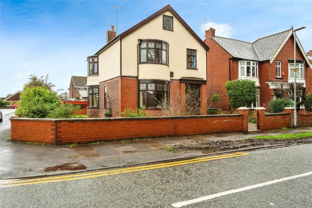 4 bedroom detached house for sale in St. Oswalds Road, Ashtonin