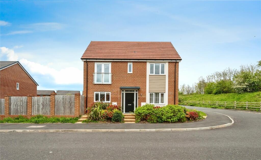 3 bedroom detached house for sale in Deltic Close, NewtonleWillows