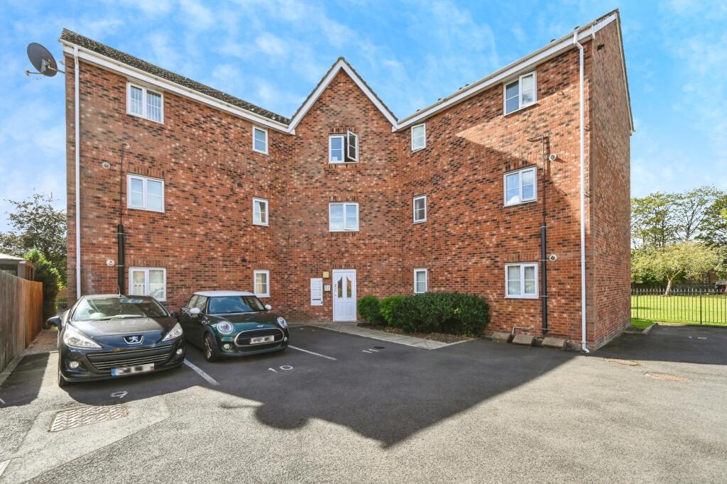 Main image of property: Barley Mere Close, Newton-le-Willows, Merseyside, WA12