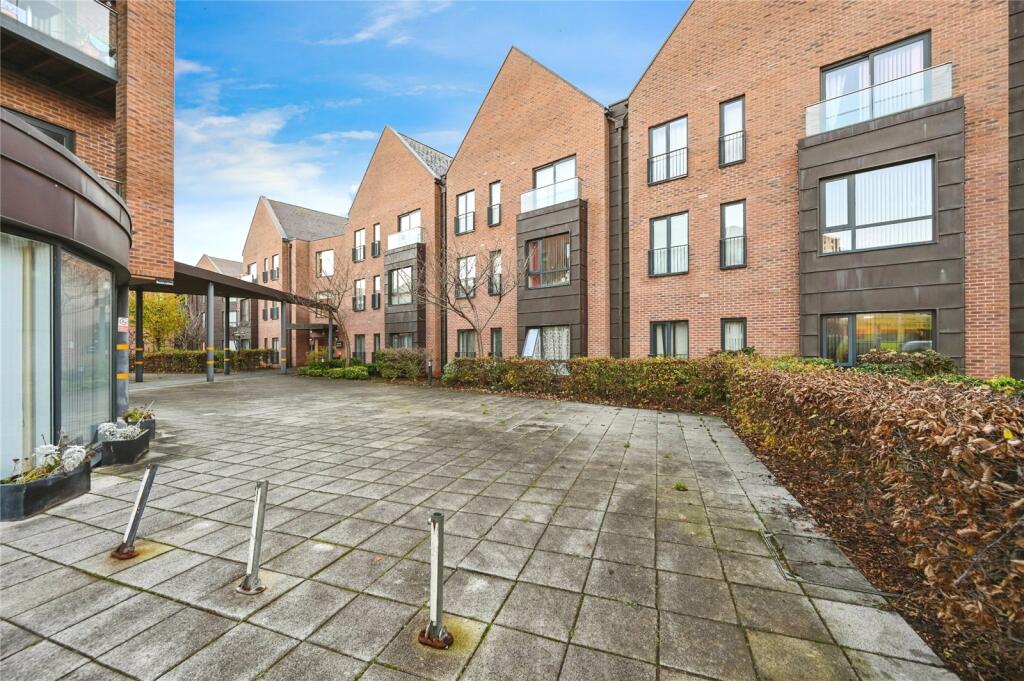 Main image of property: Flat 53 Heald Farm Court, Newton-Le-Willows, St Helens, Merseyside, WA12