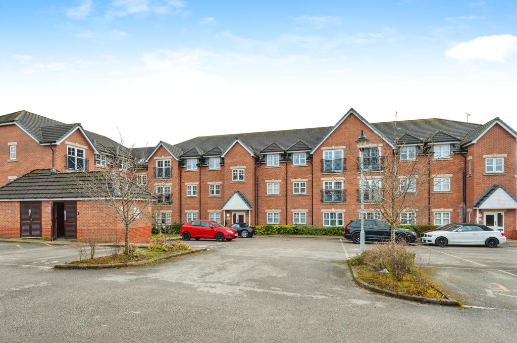 2 bedroom property for sale in Cronton Lane, Widnes, Cheshire, WA8