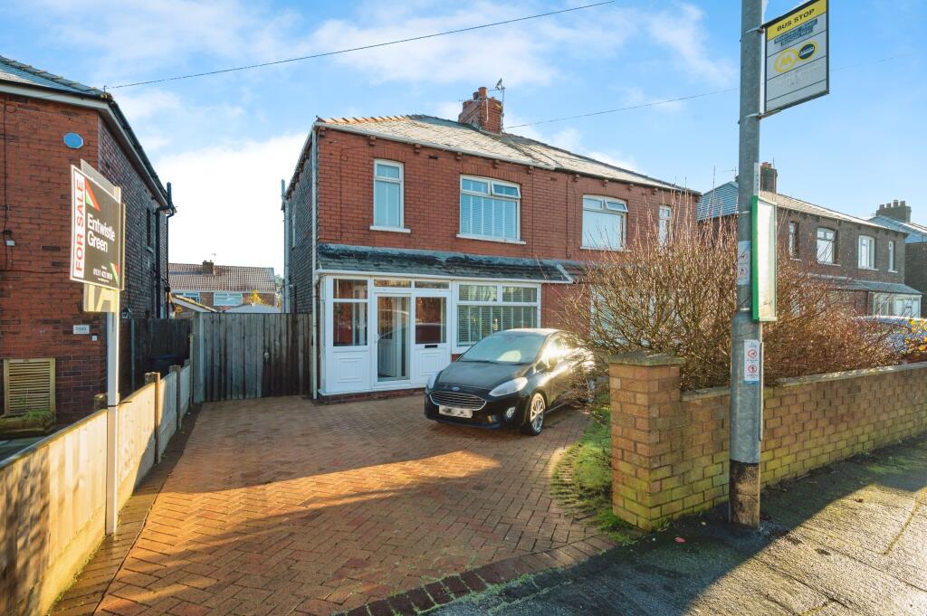 3 bedroom semi-detached house