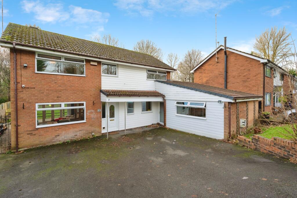 Main image of property: Stockham Close, RUNCORN, Cheshire, WA7