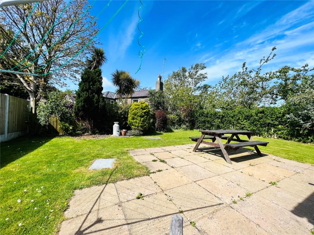 2 bedroom bungalow for sale in Llwyn Gwalch Estate, Morfa Nefyn, Pwllheli, Gwynedd, LL53