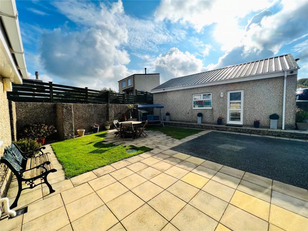 4 bedroom bungalow for sale in Pistyll, Pwllheli, Pistyll, Pwllheli, LL53