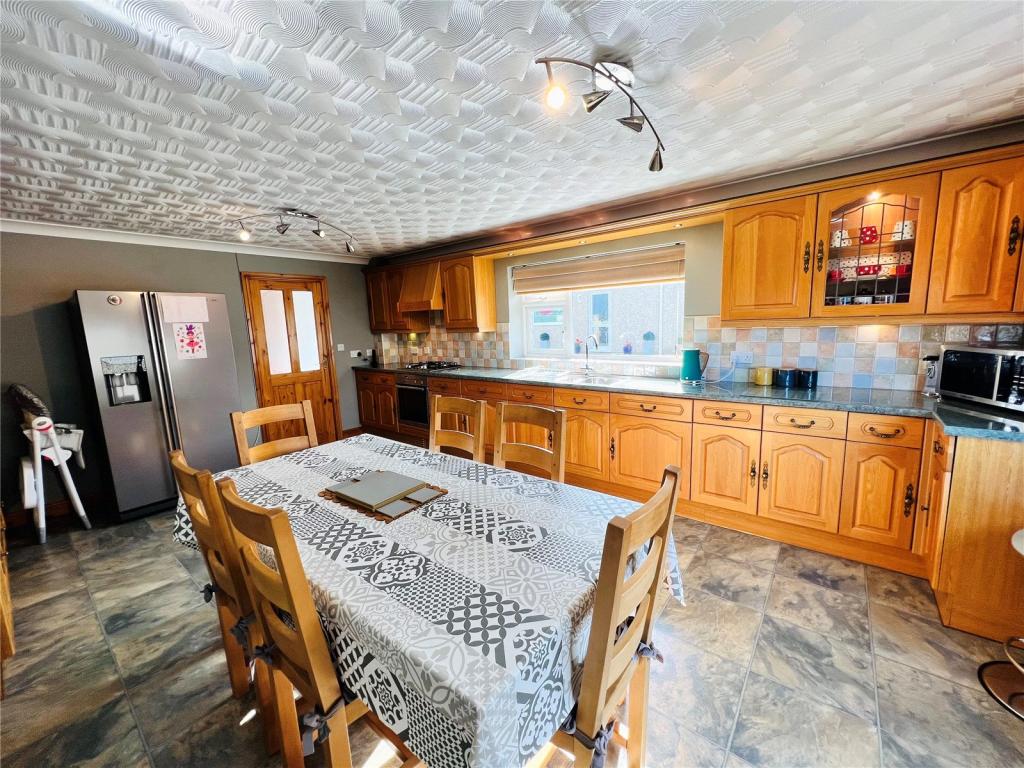 4 bedroom bungalow for sale in Pistyll, Pwllheli, Pistyll, Pwllheli, LL53