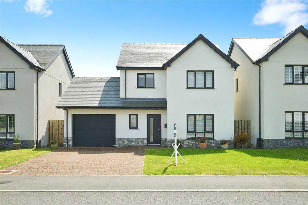 Main image of property: Gerddi Madryn, Chwilog, Pwllheli, Gwynedd, LL53