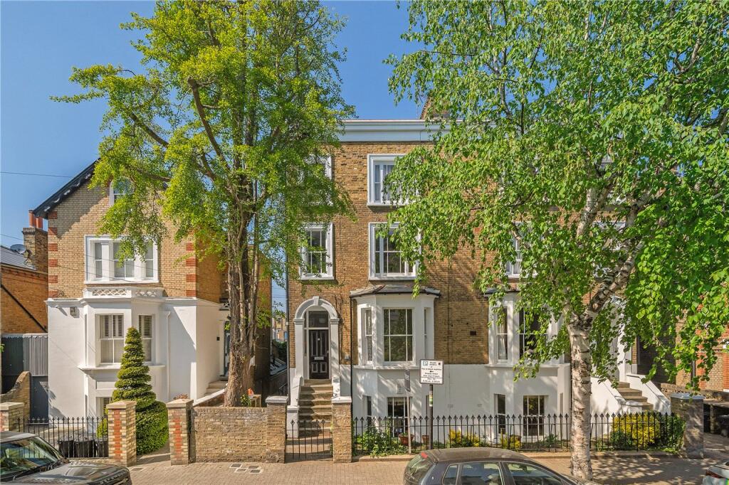 Main image of property: Elsynge Road, London, SW18