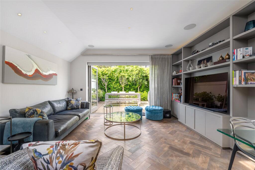 Main image of property: Hurlingham Road, London, SW6