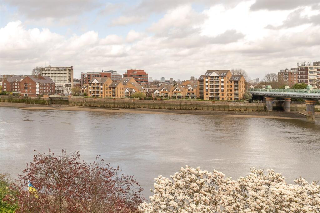 Main image of property: Carrara Wharf, Ranelagh Gardens, London, SW6