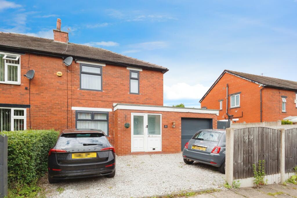 Main image of property: Lees Avenue, Denton, Manchester, Greater Manchester, M34