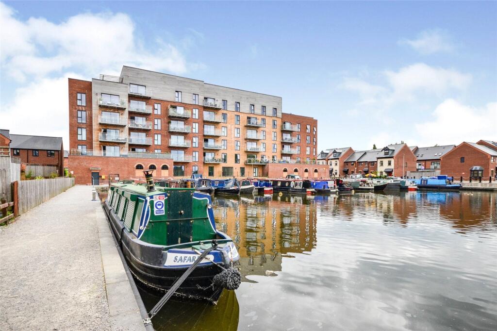 Main image of property: Bridgewater Wharf, Droylsden, Manchester, Greater Manchester, M43
