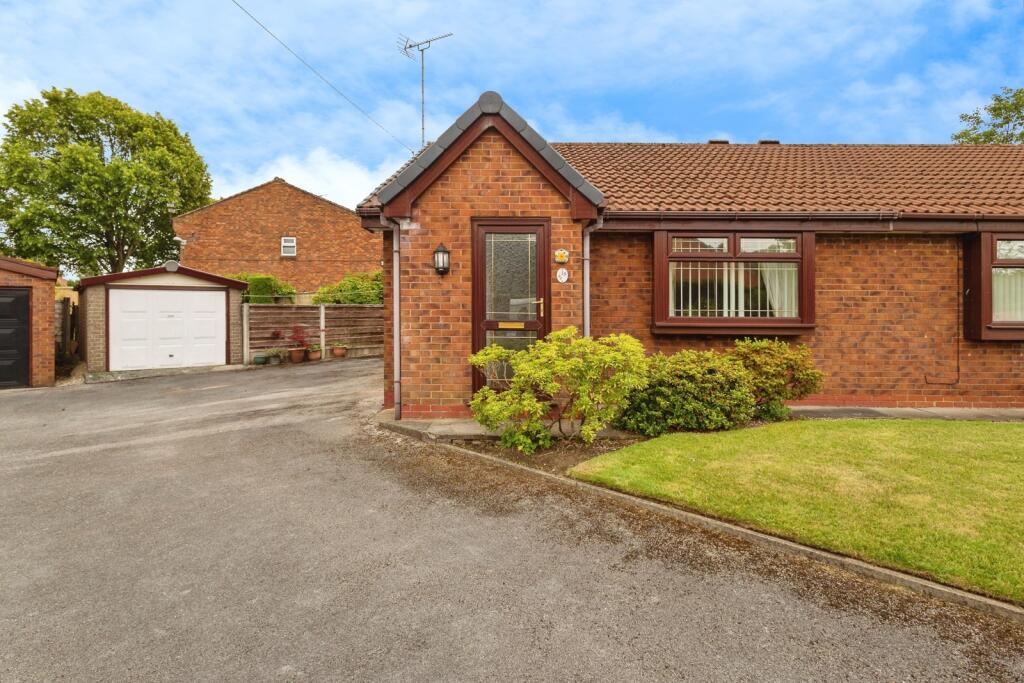 Main image of property: Hawthorn Road, Denton, Manchester, Greater Manchester, M34