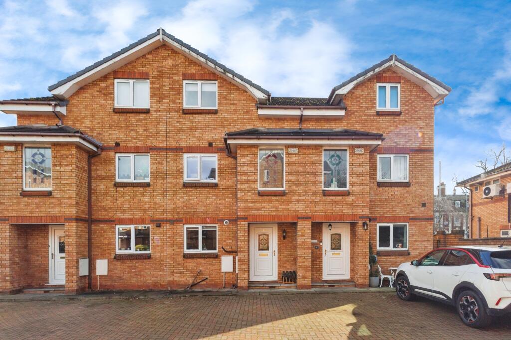 4 bedroom terraced house for sale in Lawnside Mews, Palatine Road