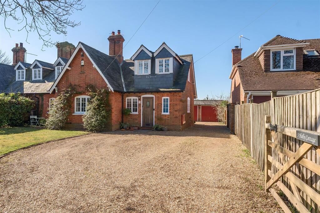 Main image of property: Cricket Hill, Finchampstead, Berkshire, RG40 3TN