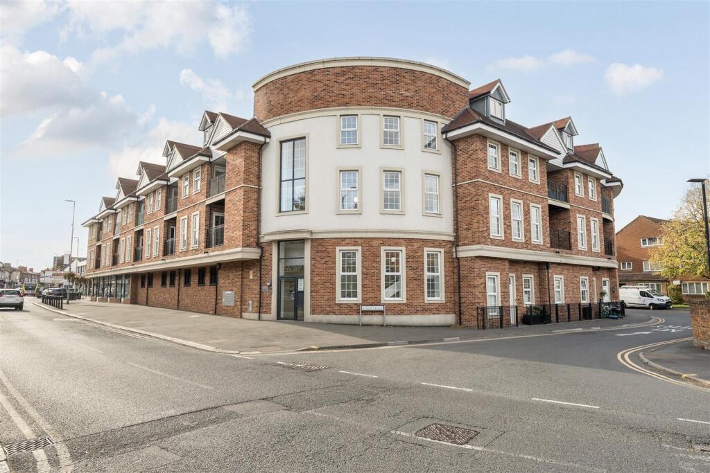 Main image of property: Peach Street, Wokingham, Berkshire, RG40 1XH