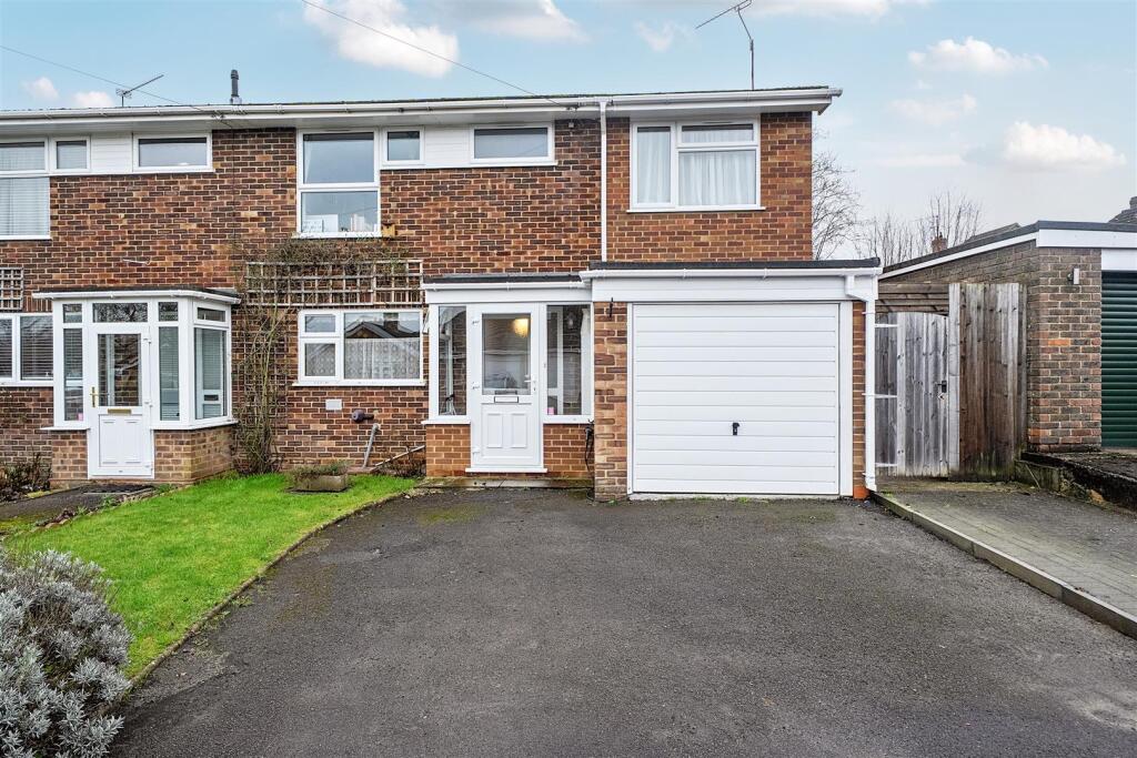 Main image of property: Mansfield Road, Wokingham, Berkshire, RG41 2TP
