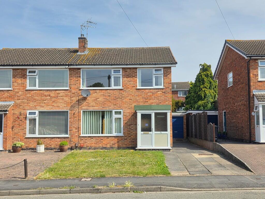 3 bedroom semi-detached house