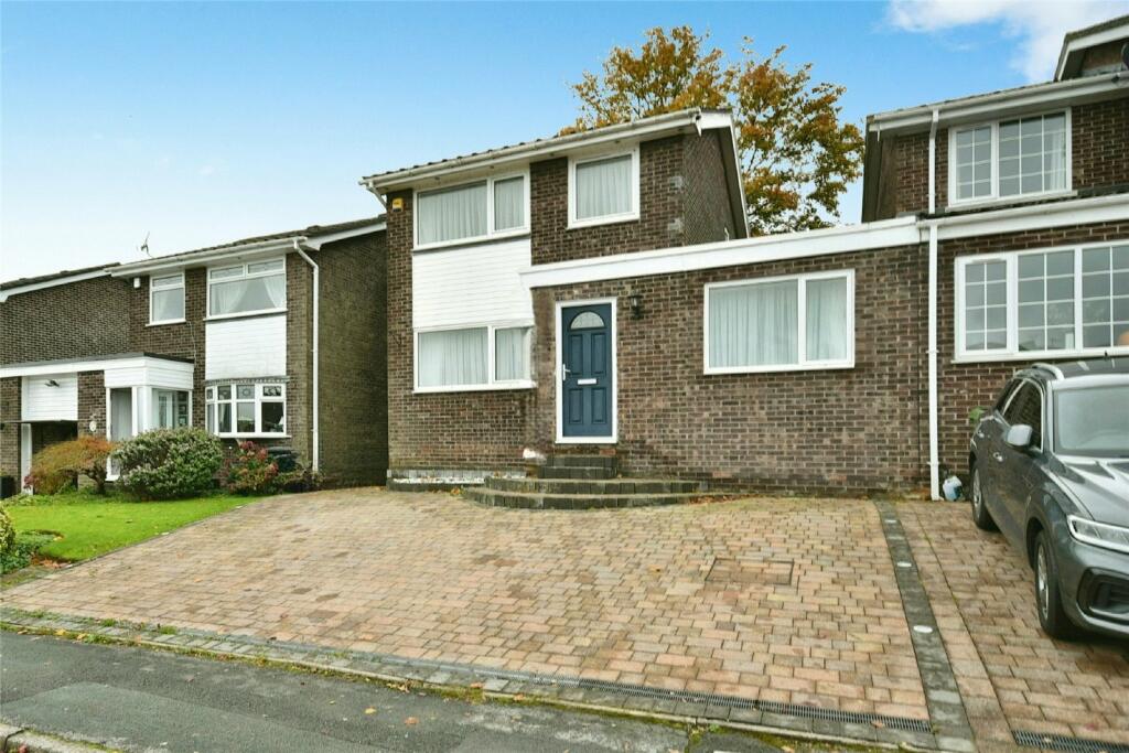 3 bedroom detached house for sale in Chantry Road, Disley, Stockport, Cheshire, SK12