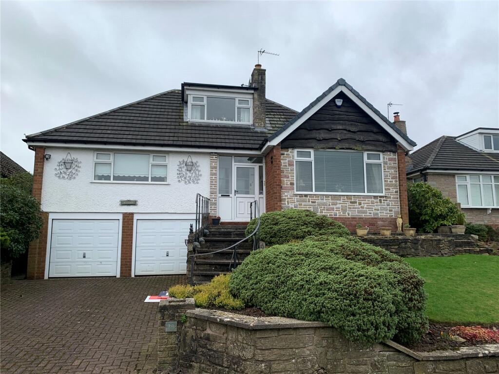 3 bedroom bungalow for sale in The Ridgeway, Disley, Stockport, SK12