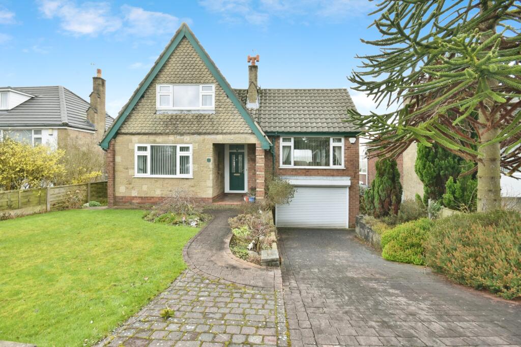 4 bedroom detached house for sale in Graham Drive, Disley, Stockport, Cheshire, SK12