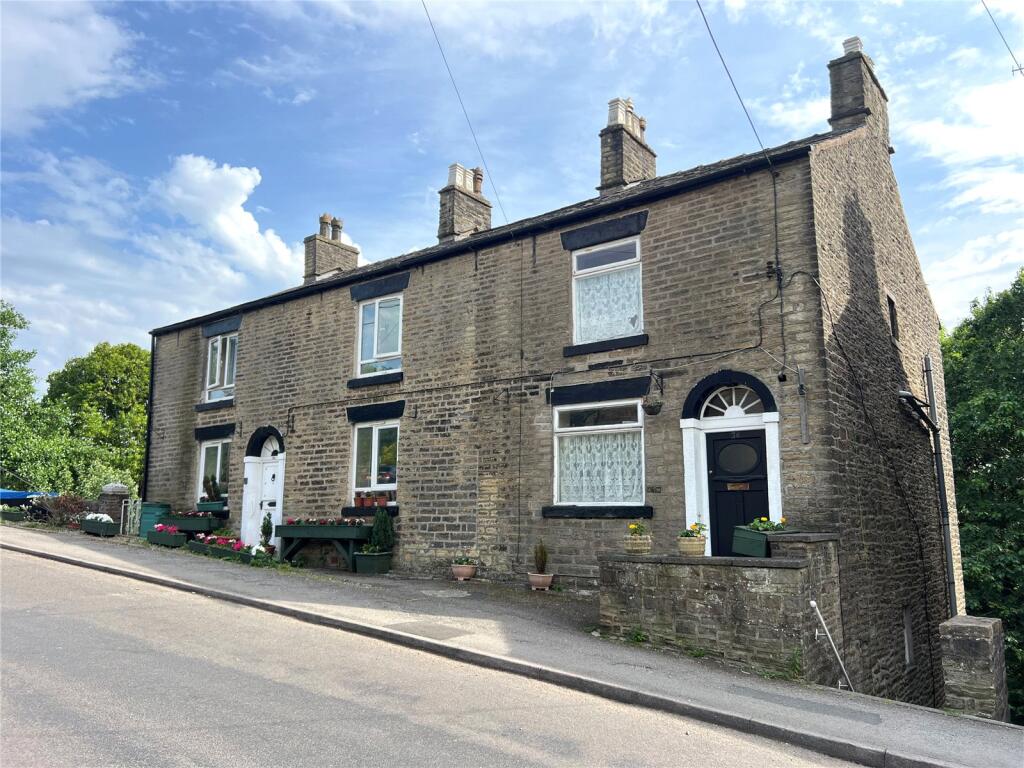 9 bedroom detached house