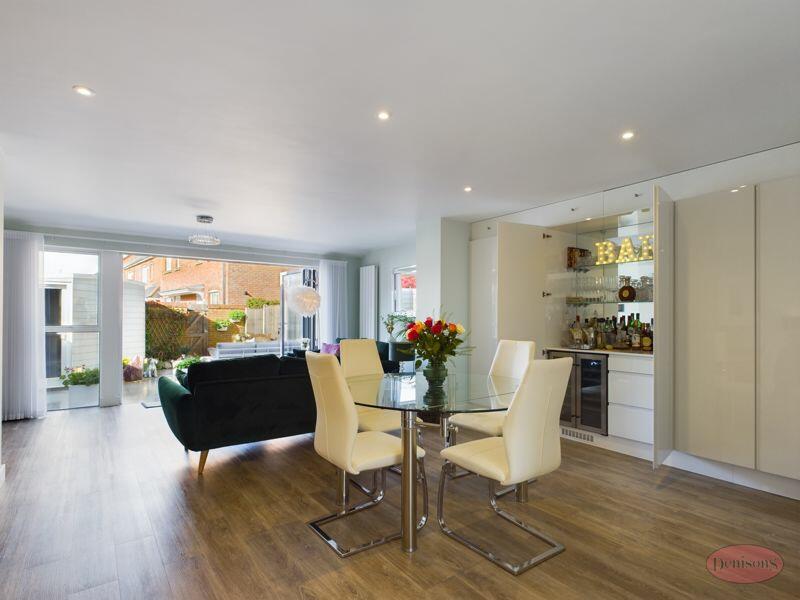 Additional property image - CHRISTCHURCH TOWN CENTRE