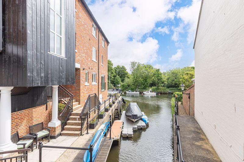 Additional property image - ROSSITERS QUAY. TOWN CENTRE.