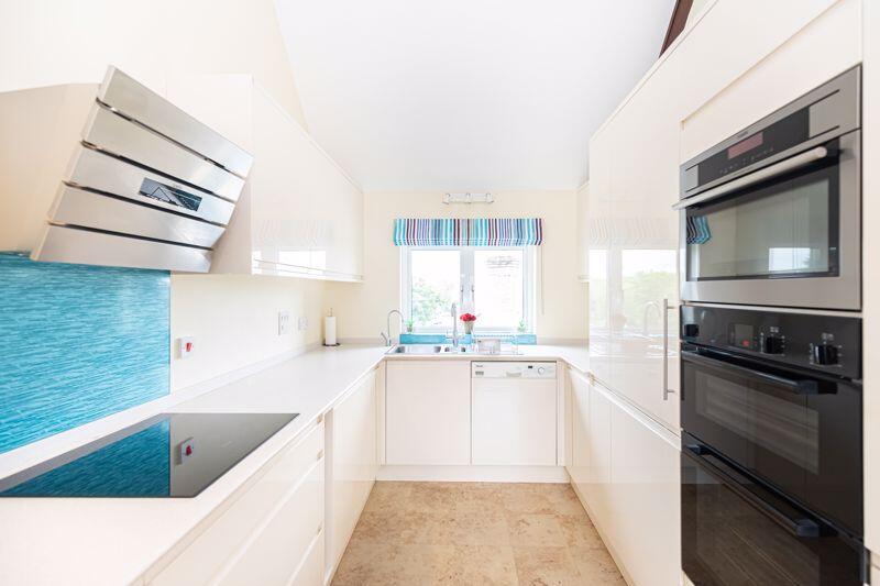 Additional property image - ROSSITERS QUAY. TOWN CENTRE.