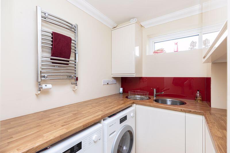 Additional property image - ROSSITERS QUAY. TOWN CENTRE.
