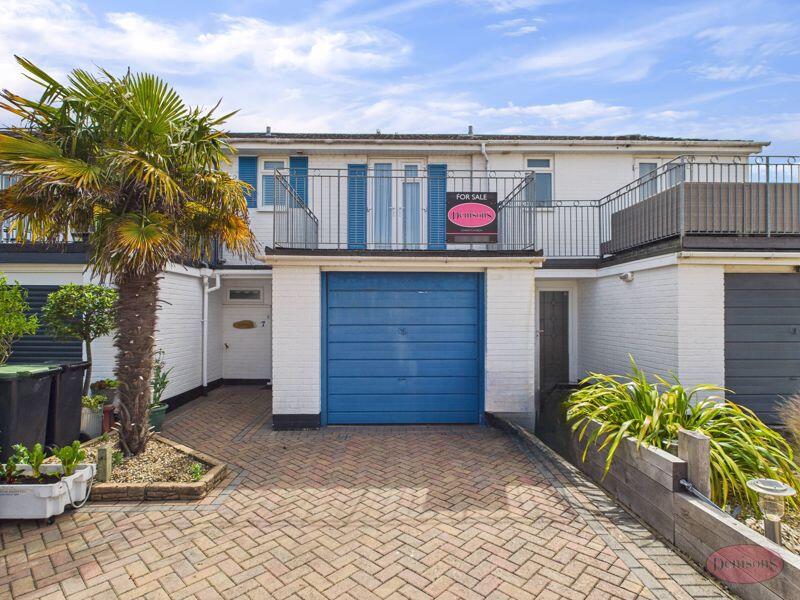 Main image of property: MUDEFORD