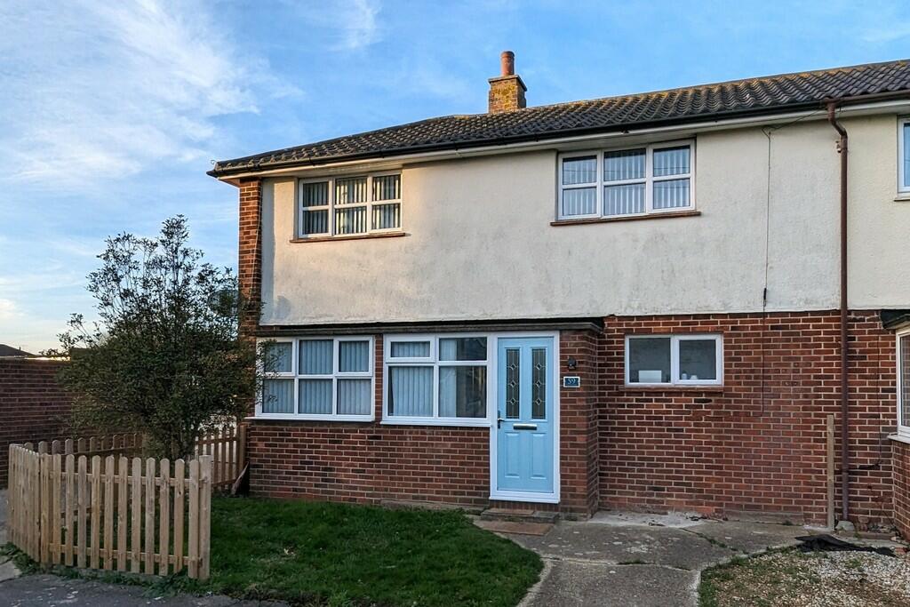 2 bedroom end of terrace house for sale in Turner Avenue, Rowner