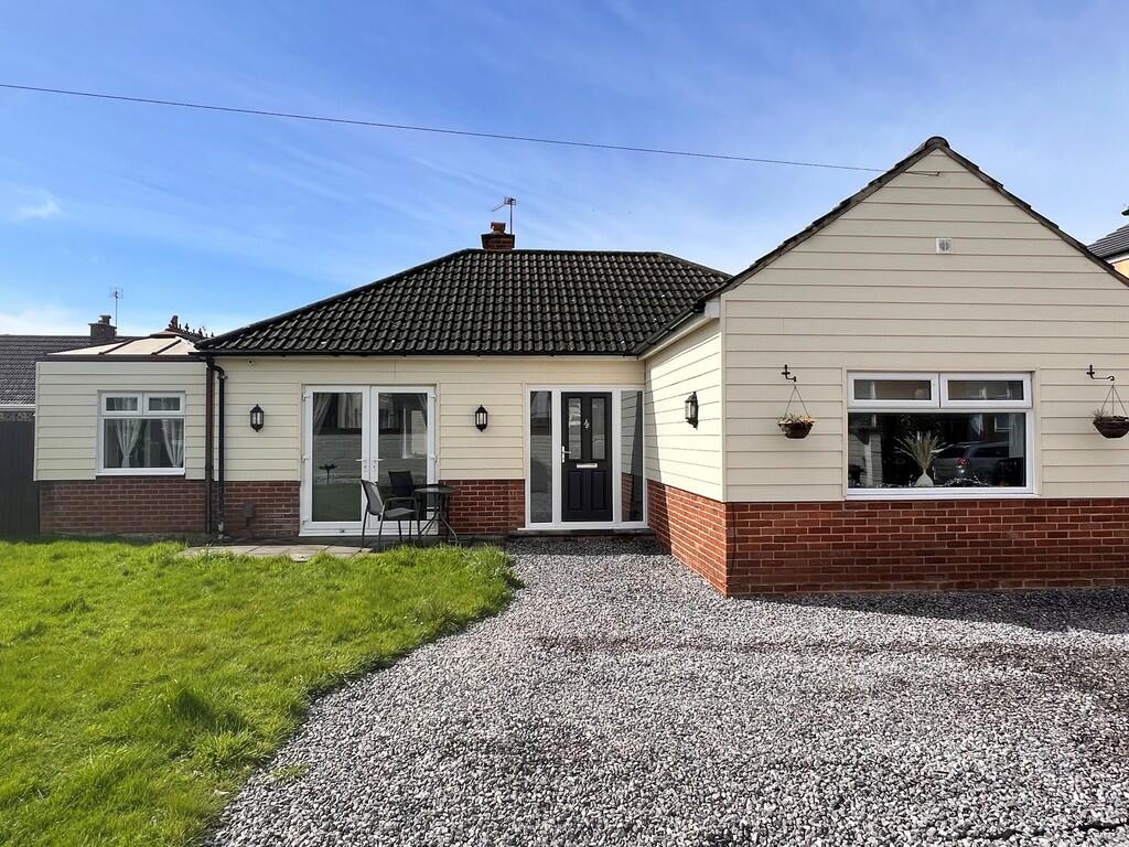 2 bedroom detached bungalow for sale in Parham Road, Gosport, PO12