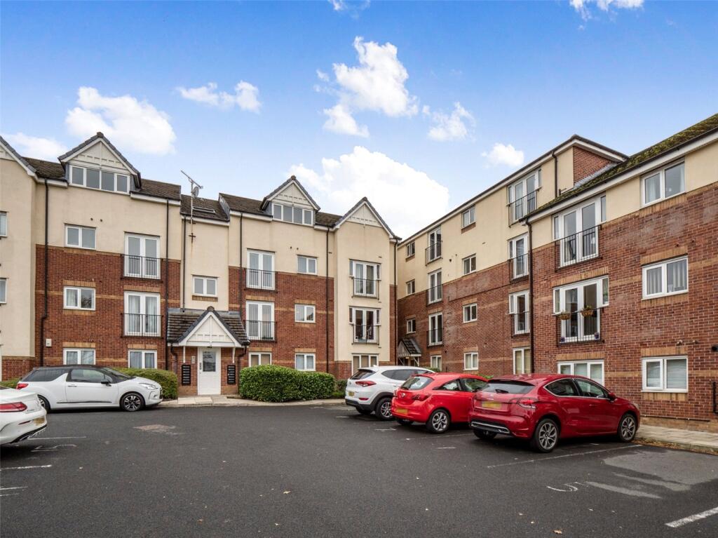 Main image of property: Pinhigh Place, Salford, Greater Manchester, M6