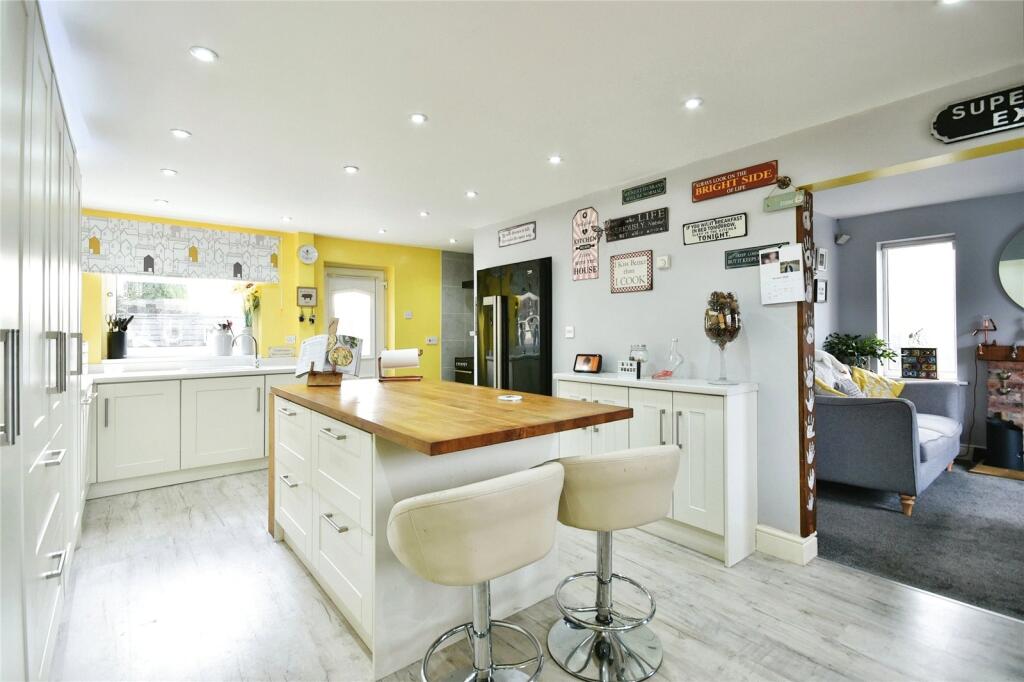 Main image of property: Folly Lane, Swinton, Manchester, Greater Manchester, M27