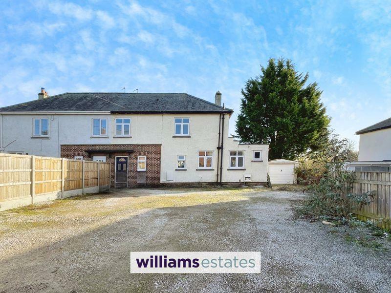 3 bedroom semidetached house for sale in Rhyl Road, Denbigh, LL16