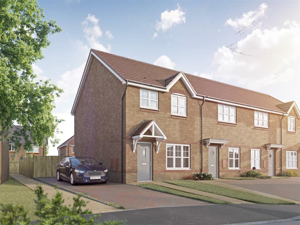 3 bedroom semidetached house for sale in The Highfield, Upper Denbigh