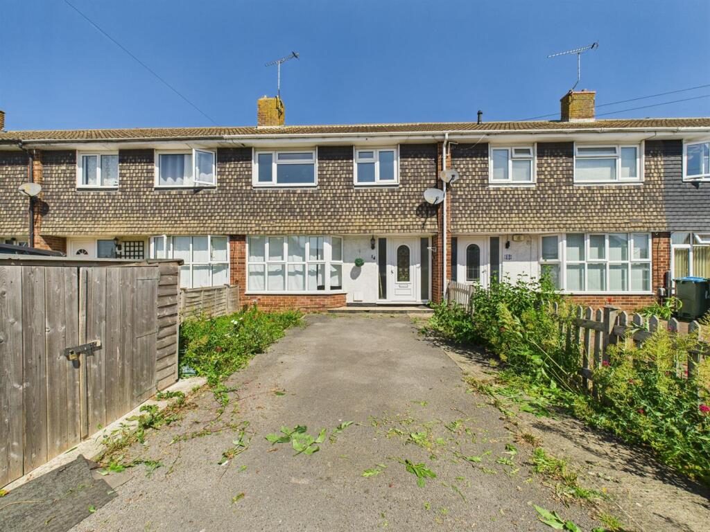 Main image of property: Quarrendon Avenue, Meadowcroft, Aylesbury