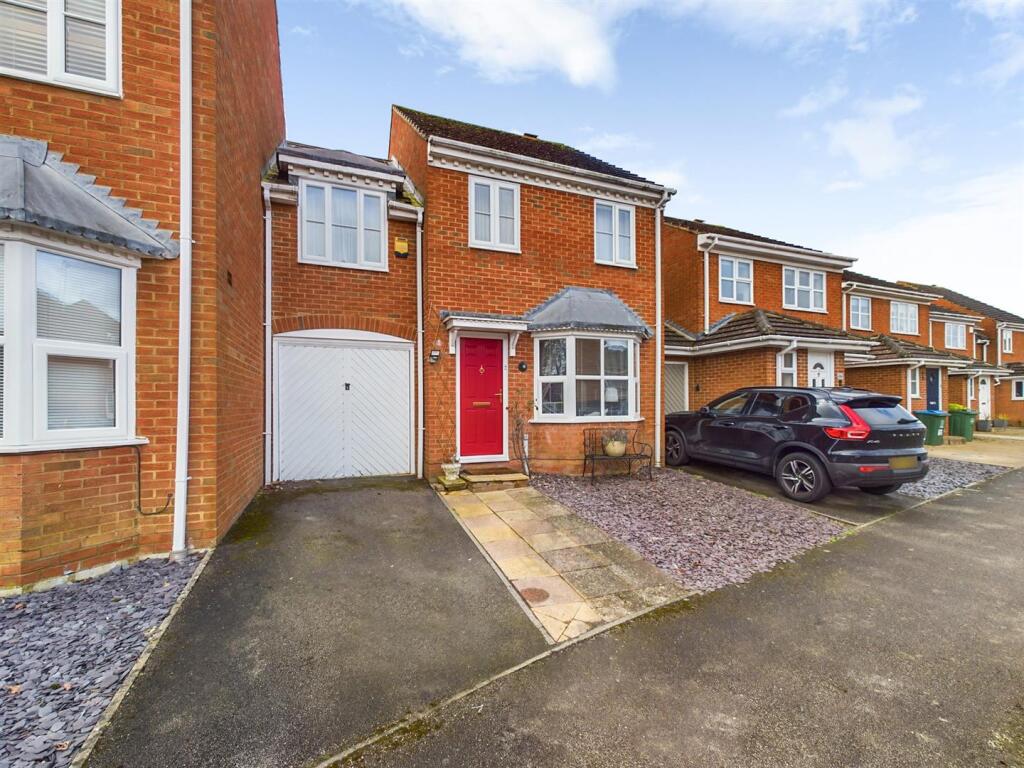 Main image of property: Lark Vale, Watermead, Aylesbury