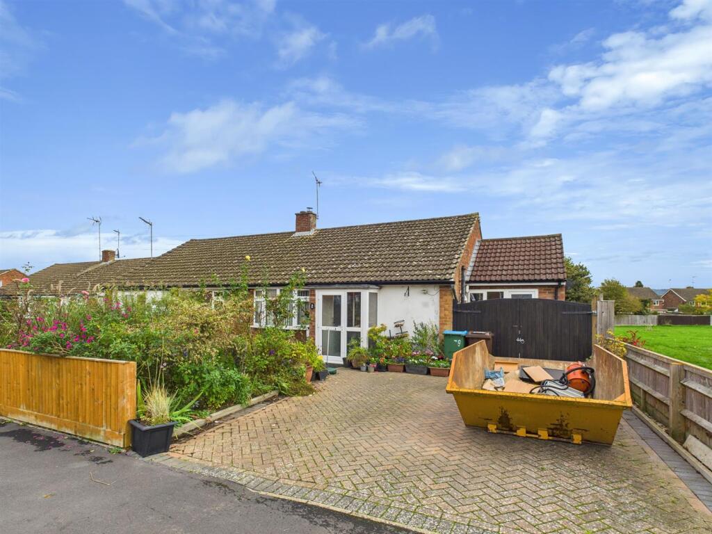 Main image of property: Welbeck Avenue, Bedgrove, Aylesbury